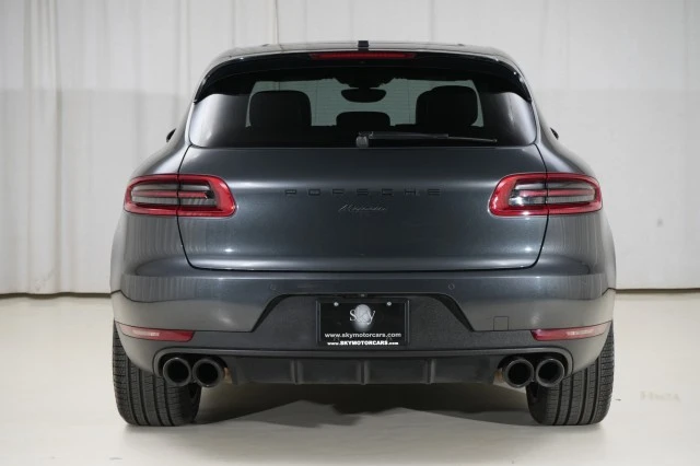 2018 Porsche Macan - Image 14 of 21