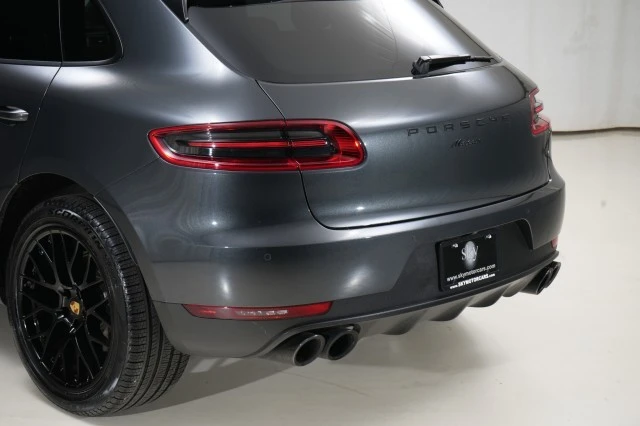 2018 Porsche Macan - Image 15 of 21