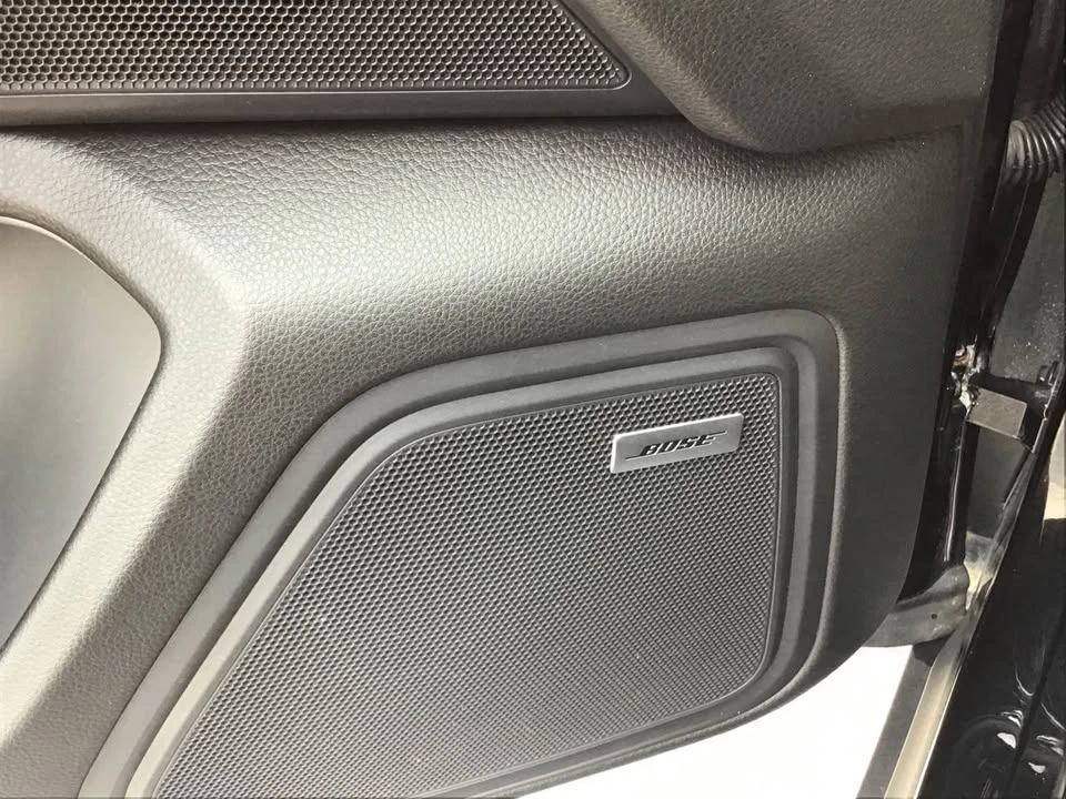 2018 Porsche Macan - Image 19 of 20