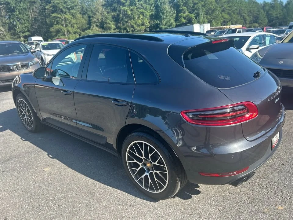 2018 Porsche Macan - Image 17 of 20