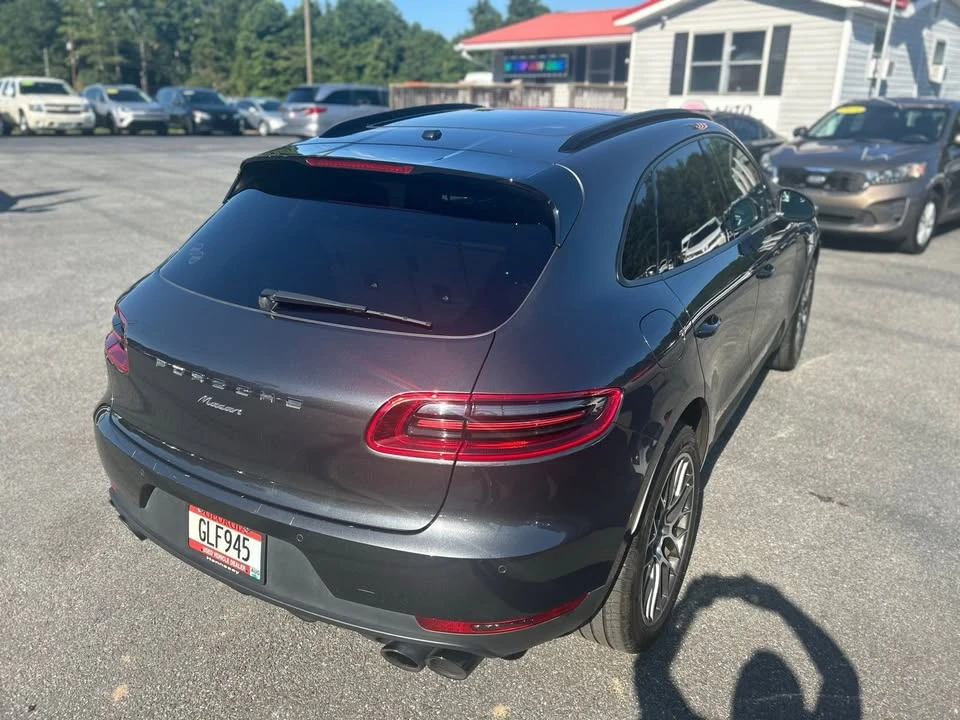2018 Porsche Macan - Image 11 of 20