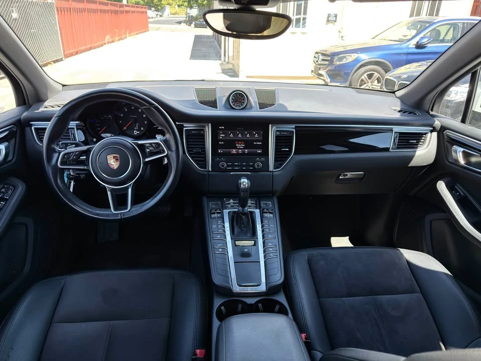 2018 Porsche Macan - Image 7 of 19