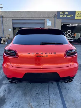 2018 Porsche Macan - Image 2 of 11