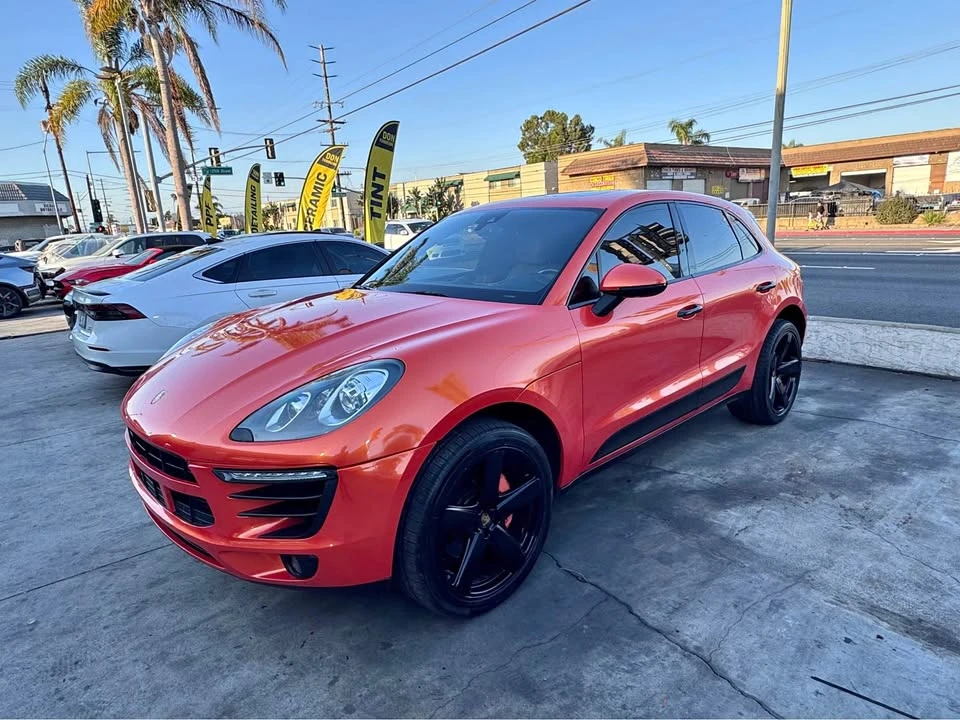 2018 Porsche Macan - Image 1 of 11