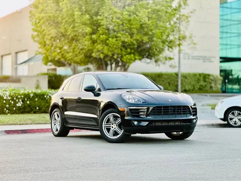 2018 Porsche Macan - Image 2 of 20