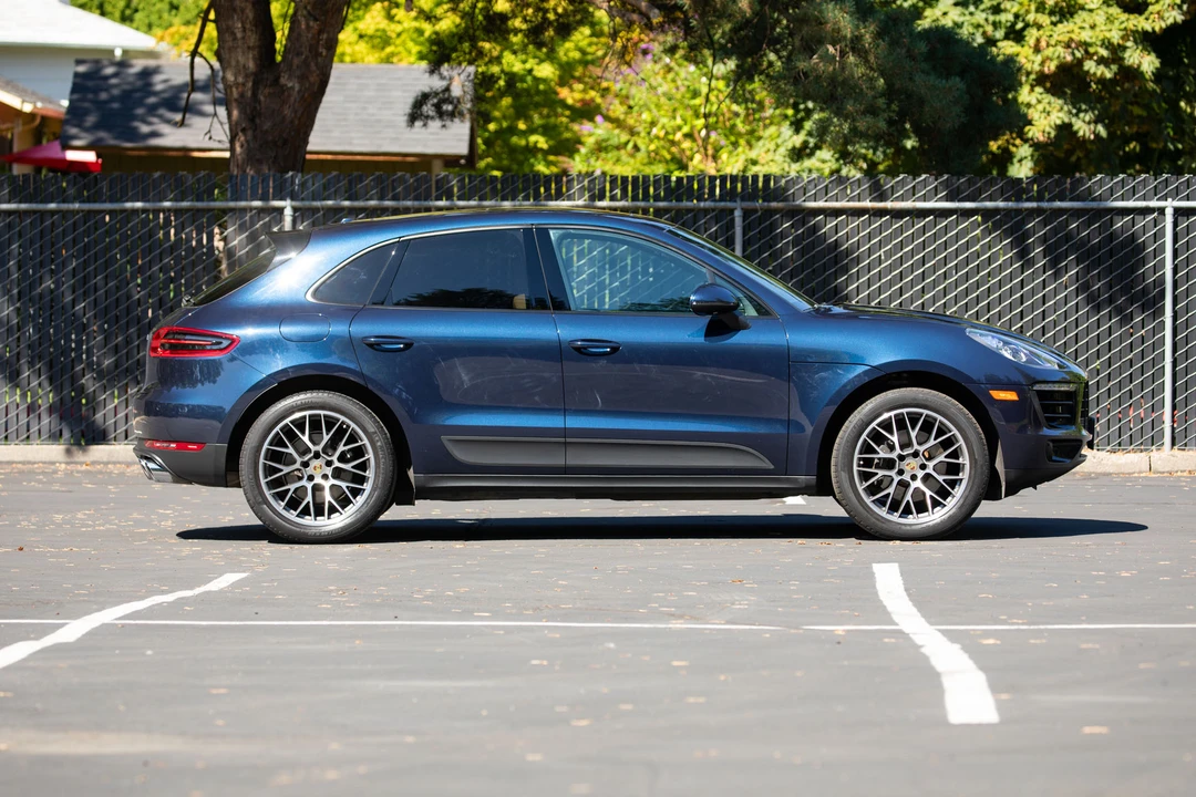 2018 Porsche Macan - Image 11 of 31