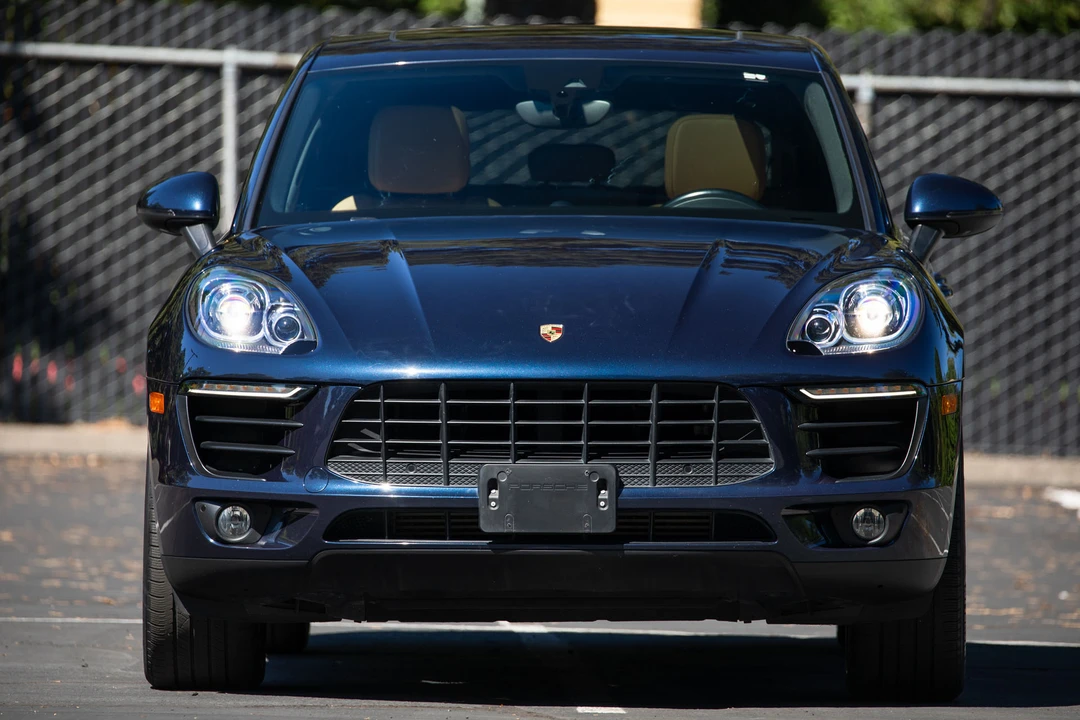 2018 Porsche Macan - Image 12 of 31