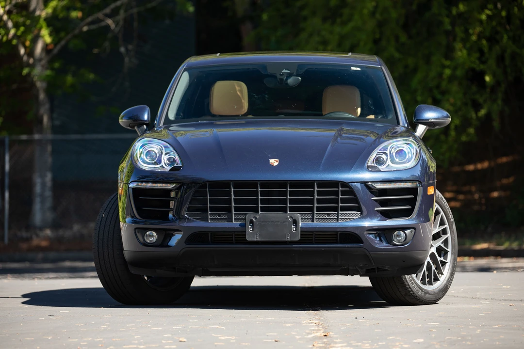 2018 Porsche Macan - Image 2 of 31