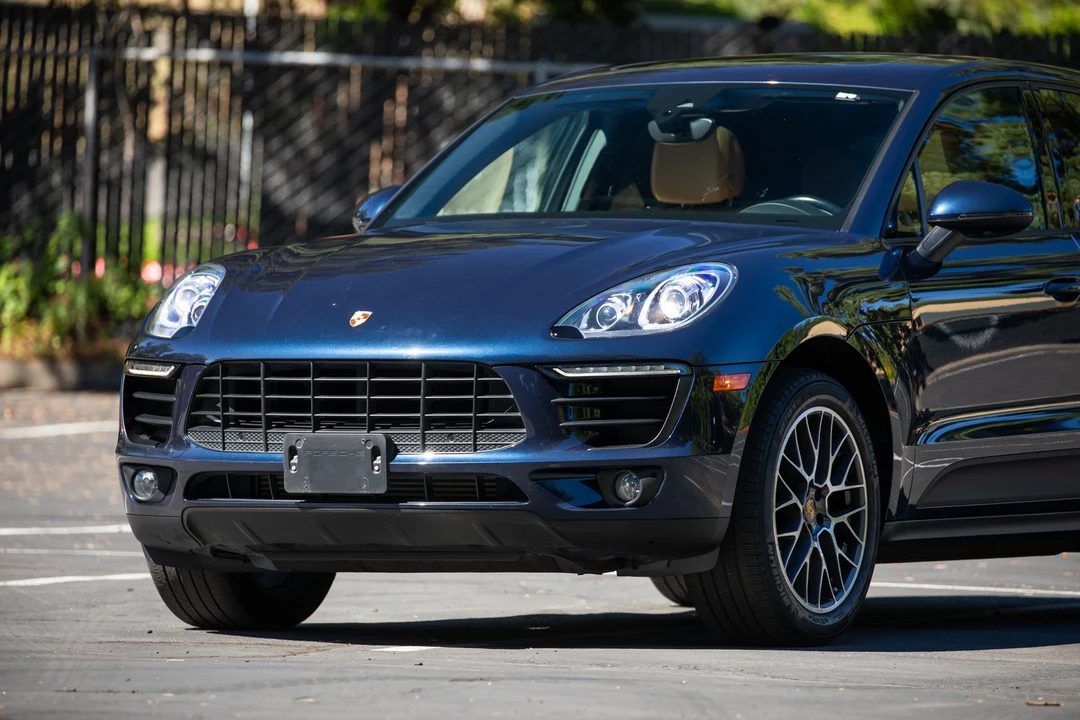 2018 Porsche Macan - Image 25 of 31