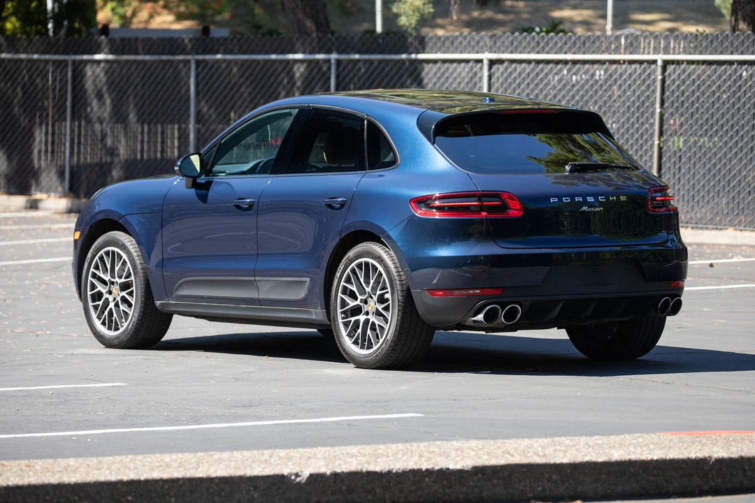 2018 Porsche Macan - Image 5 of 31