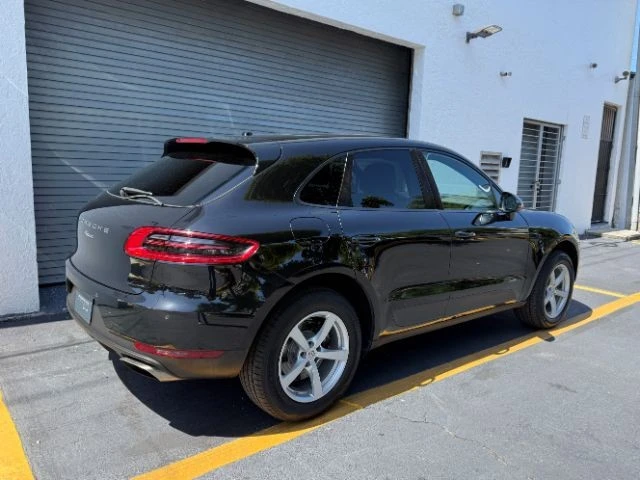 2018 Porsche Macan - Image 5 of 20