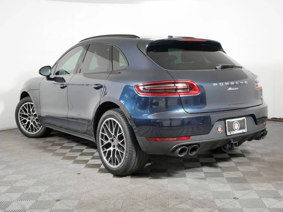 2018 Porsche Macan - Image 3 of 5