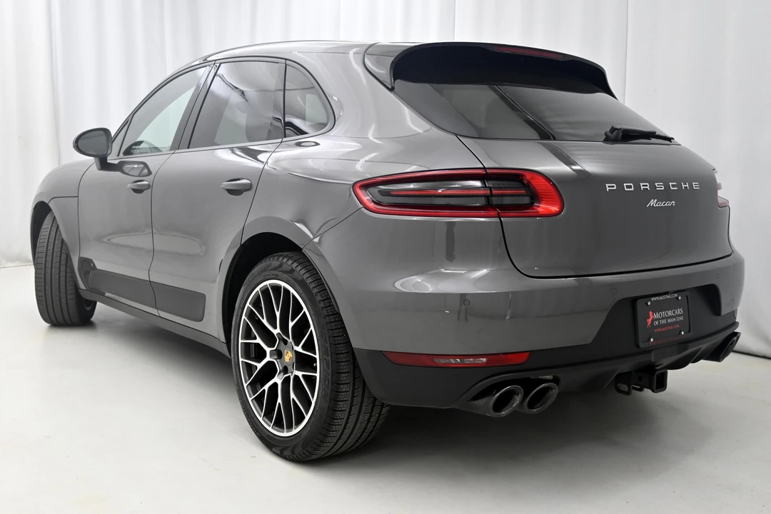 2018 Porsche Macan - Image 20 of 31