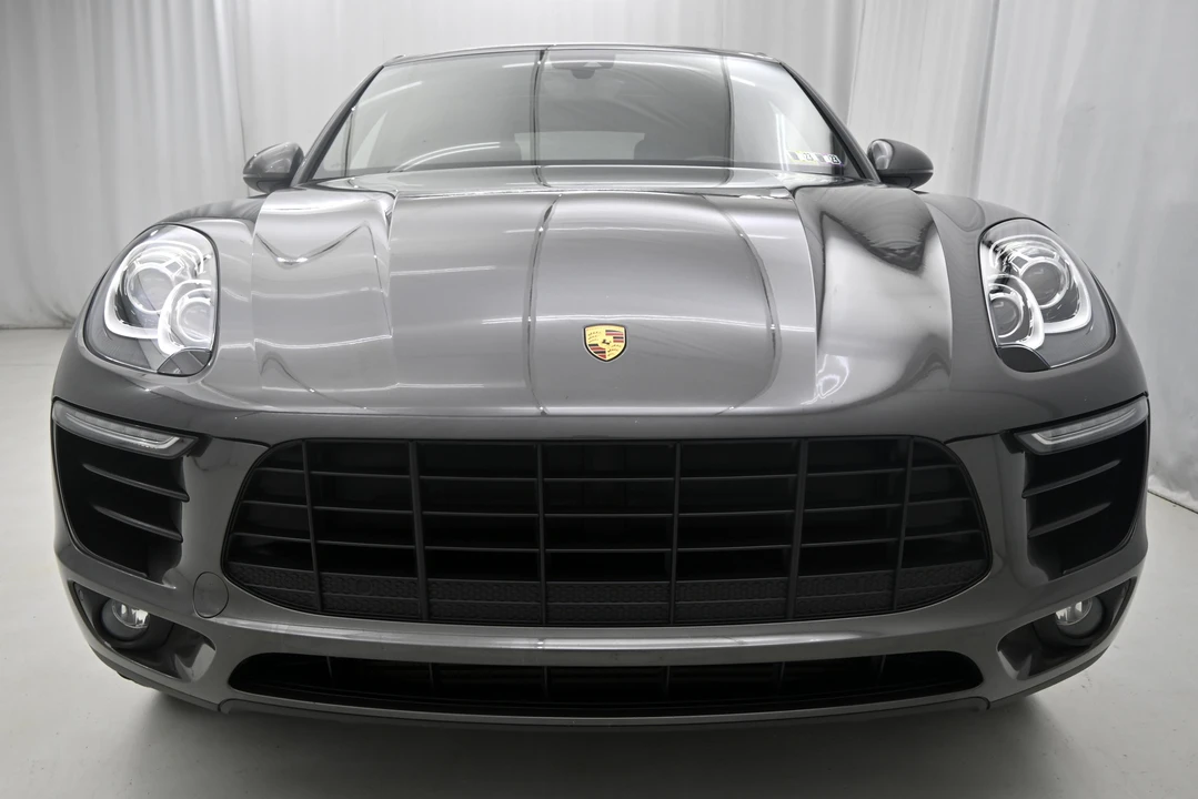 2018 Porsche Macan - Image 9 of 31