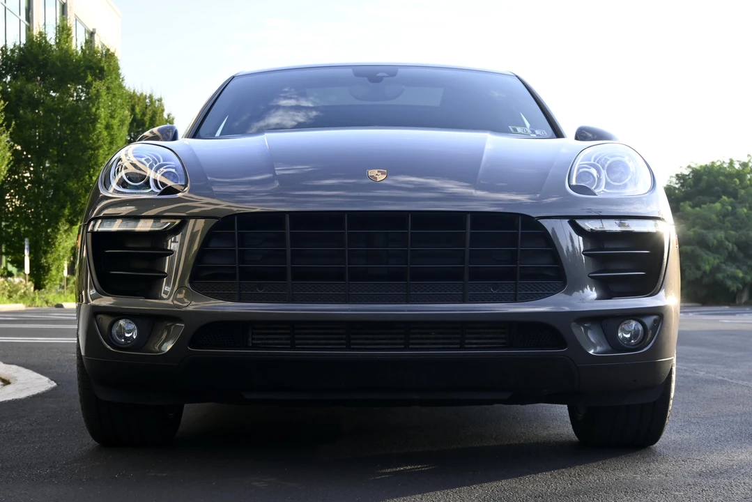 2018 Porsche Macan - Image 8 of 31