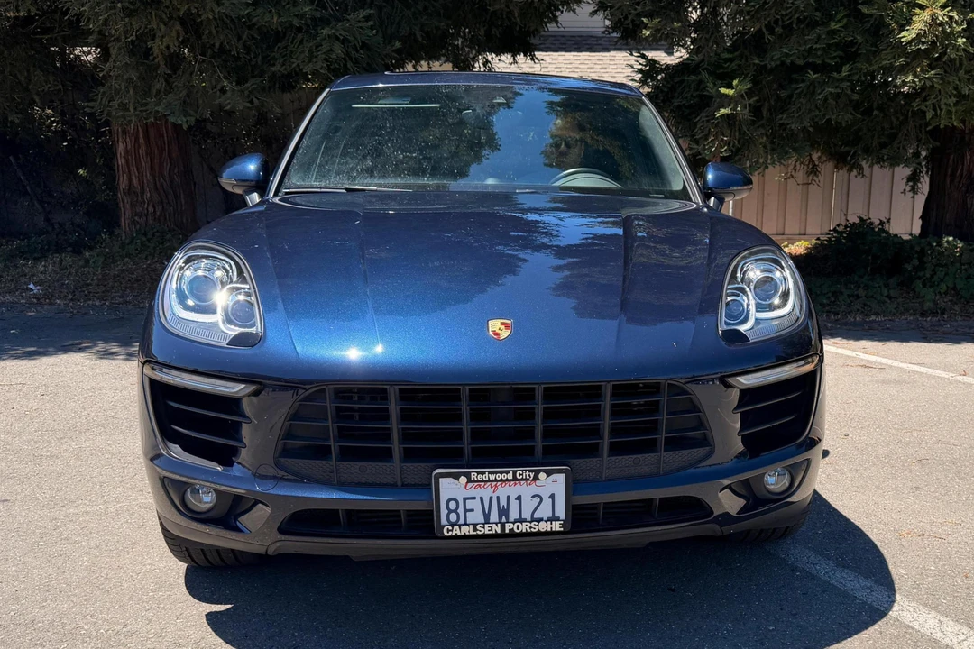2018 Porsche Macan - Image 2 of 31