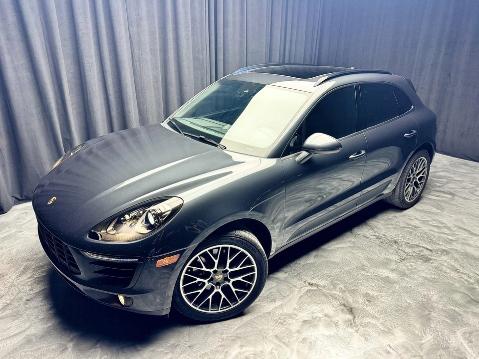 2018 Porsche Macan - Image 9 of 31