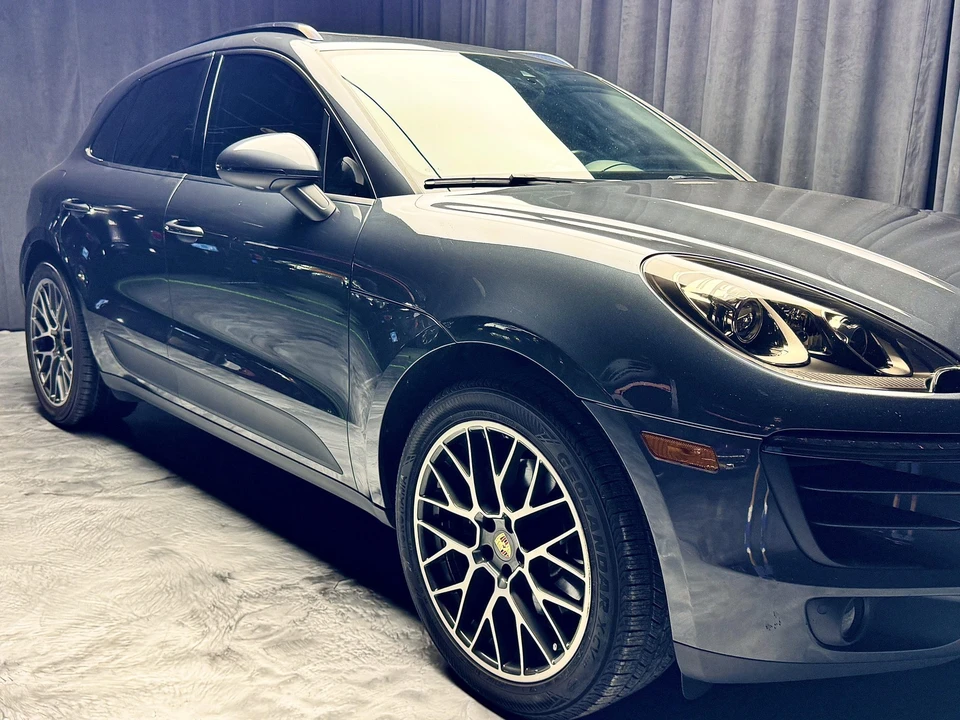 2018 Porsche Macan - Image 18 of 31
