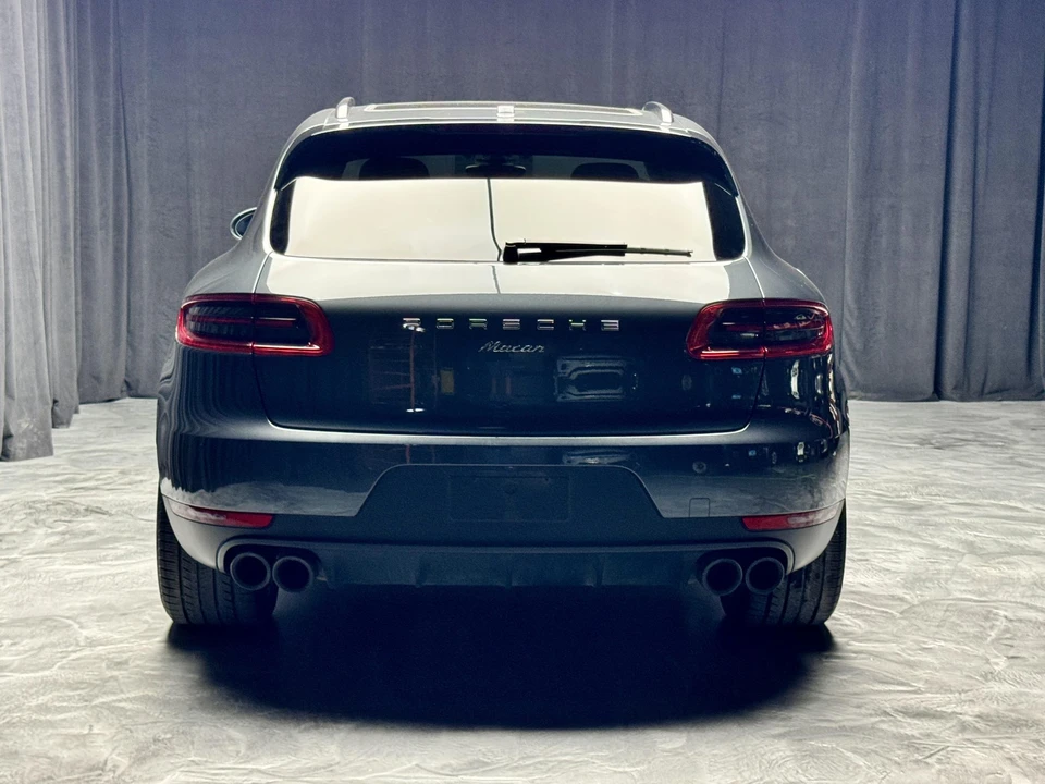 2018 Porsche Macan - Image 14 of 31