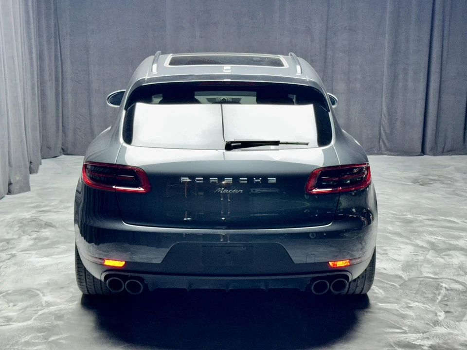 2018 Porsche Macan - Image 13 of 31