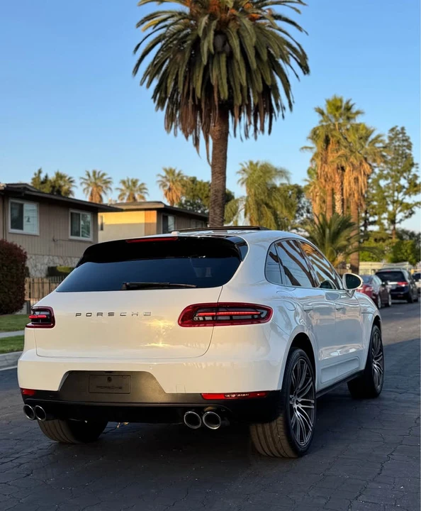 2018 Porsche Macan - Image 3 of 12