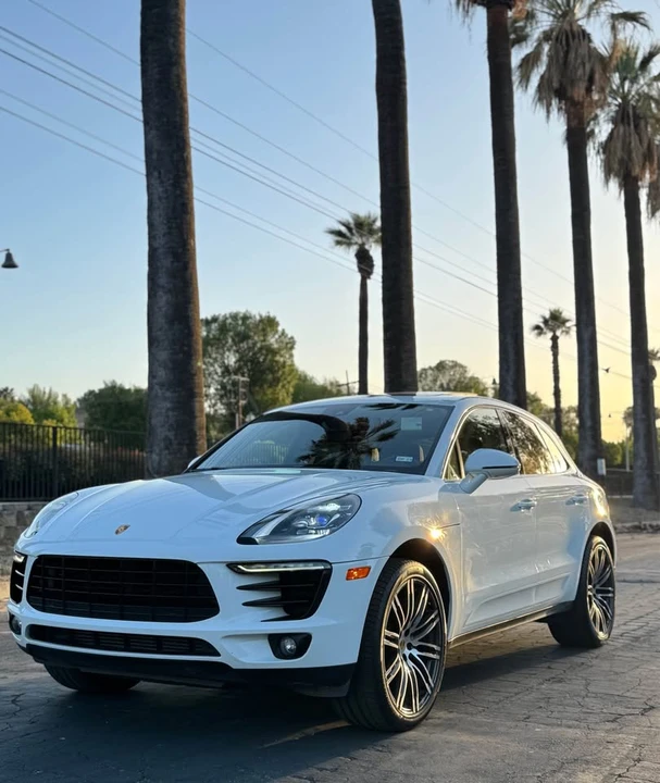 2018 Porsche Macan - Image 4 of 12