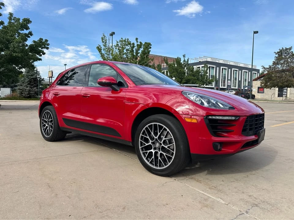 2018 Porsche Macan - Image 2 of 20