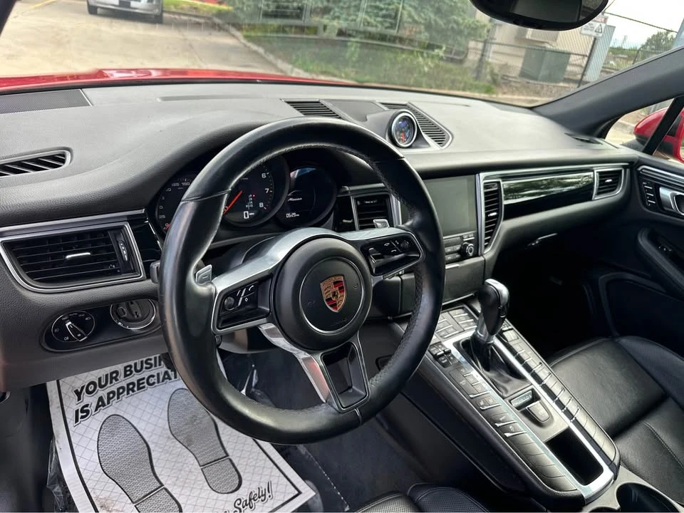 2018 Porsche Macan - Image 8 of 20