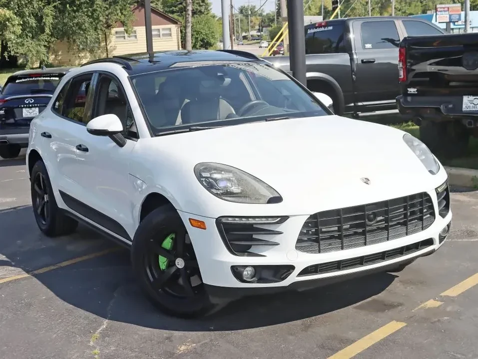 2018 Porsche Macan - Image 7 of 20