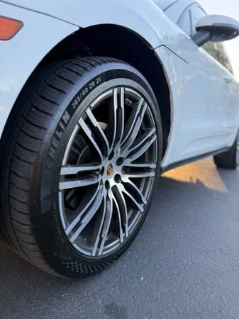 2018 Porsche Macan - Image 10 of 10