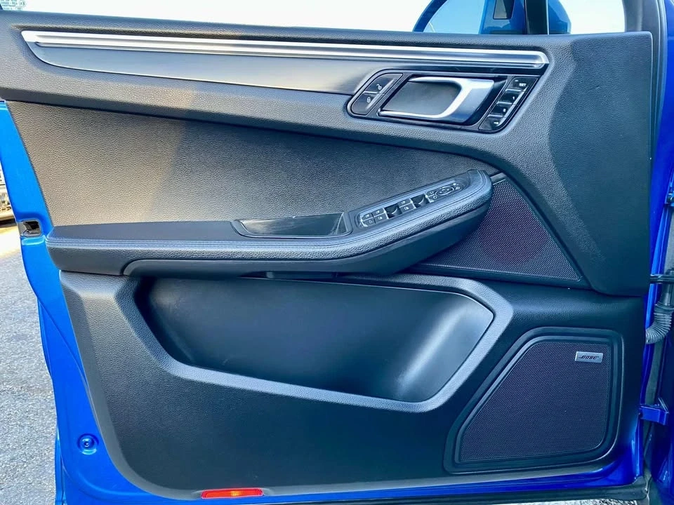 2018 Porsche Macan - Image 7 of 12