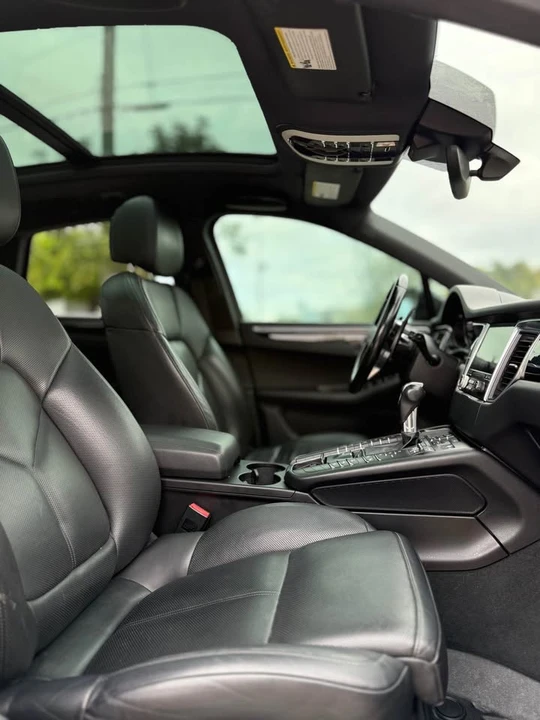 2018 Porsche Macan - Image 4 of 15