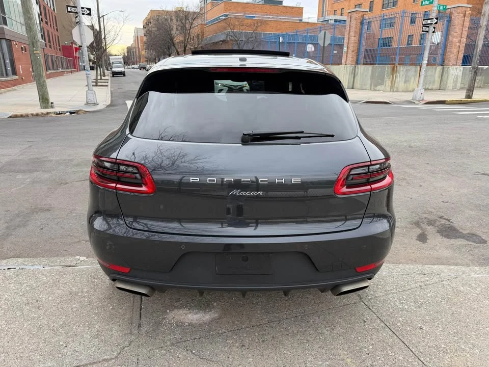 2018 Porsche Macan - Image 6 of 14
