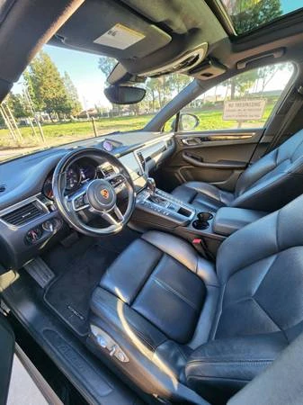 2018 Porsche Macan - Image 11 of 21