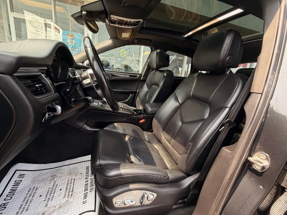 2018 Porsche Macan - Image 7 of 20