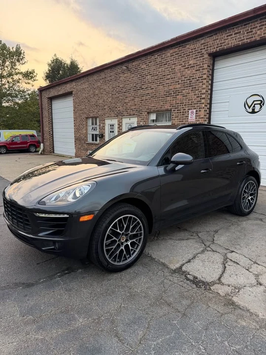 2018 Porsche Macan - Image 3 of 17