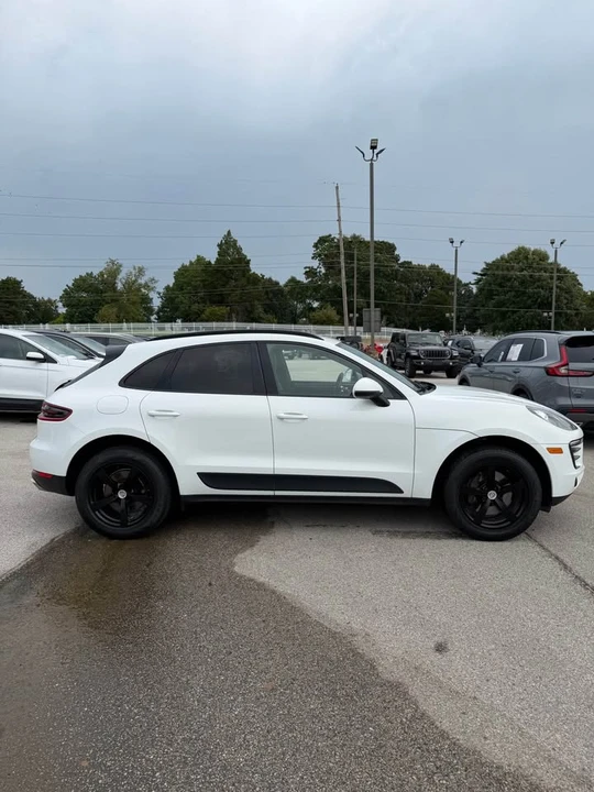 2018 Porsche Macan - Image 3 of 12