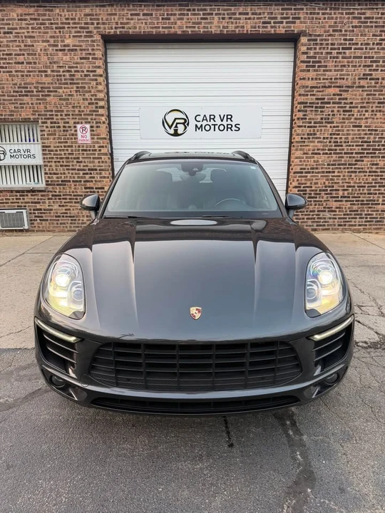 2018 Porsche Macan - Image 2 of 17