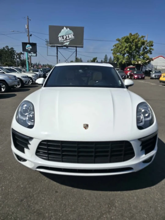 2018 Porsche Macan - Image 8 of 17