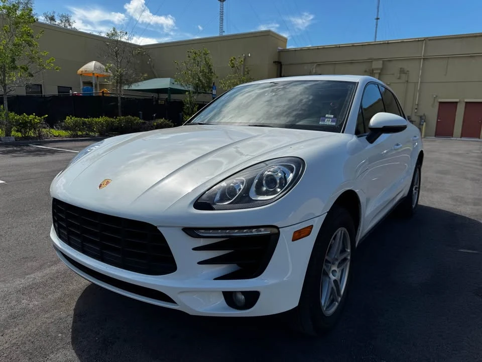 2018 Porsche Macan - Image 2 of 13