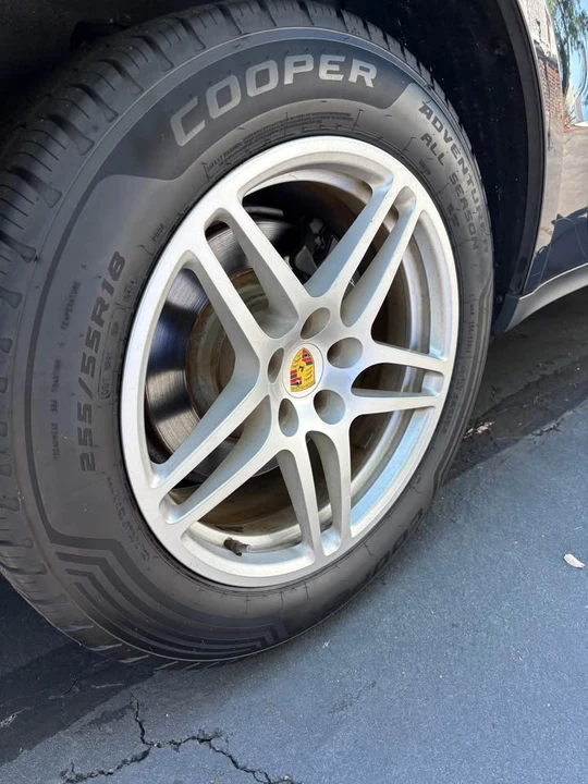 2018 Porsche Macan - Image 5 of 6