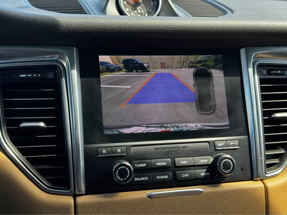 2018 Porsche Macan - Image 13 of 13