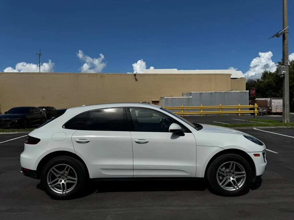 2018 Porsche Macan - Image 5 of 13