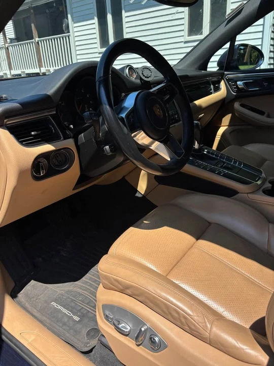 2018 Porsche Macan - Image 4 of 6