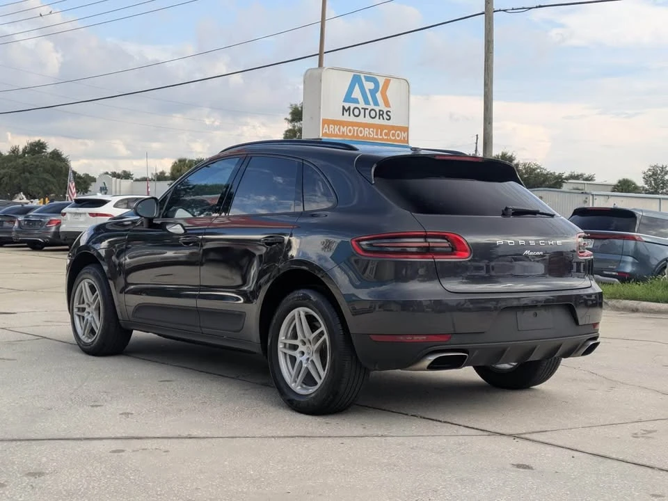 2018 Porsche Macan - Image 2 of 6