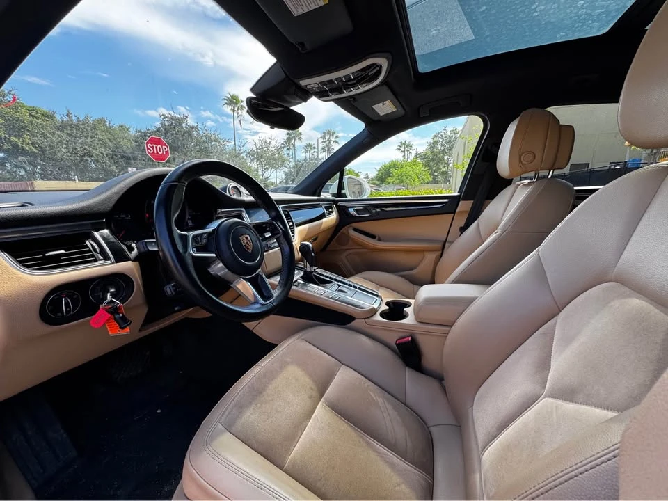 2018 Porsche Macan - Image 10 of 13