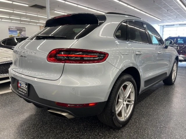 2018 Porsche Macan - Image 4 of 15