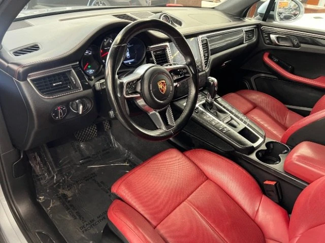 2018 Porsche Macan - Image 6 of 15