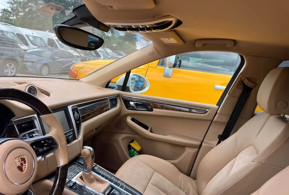 2018 Porsche Macan - Image 3 of 6