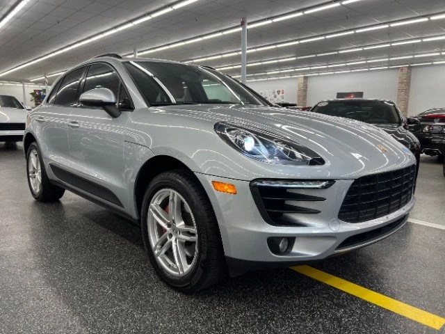2018 Porsche Macan - Image 2 of 15